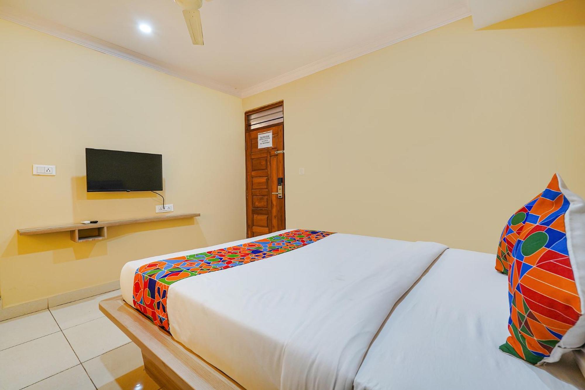Fabhotel Bns Comforts Bangalore Exteriör bild
