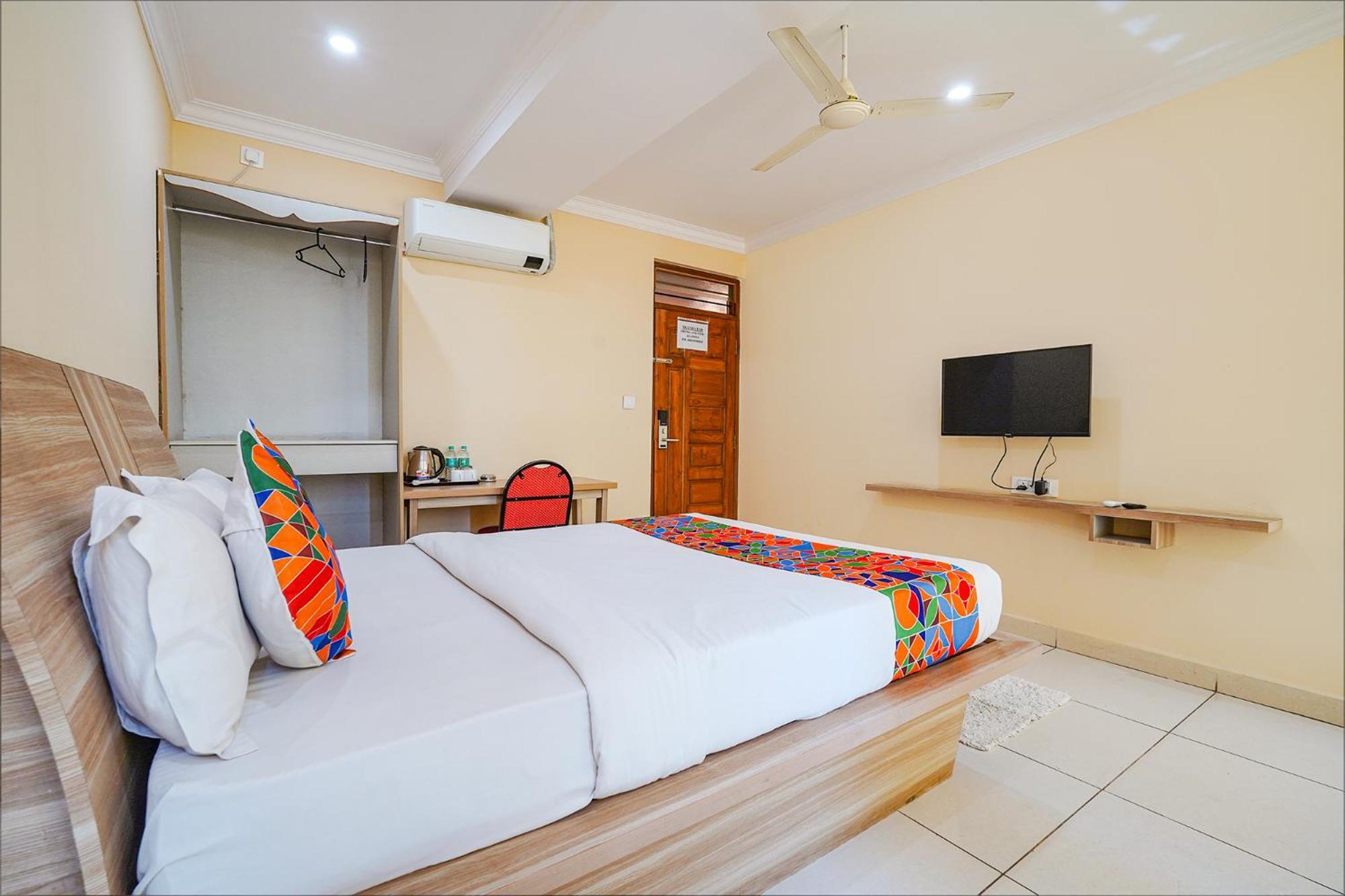 Fabhotel Bns Comforts Bangalore Exteriör bild